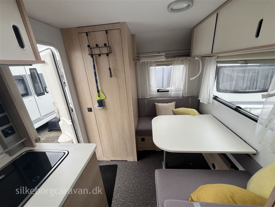 Adria Aviva 400 PS